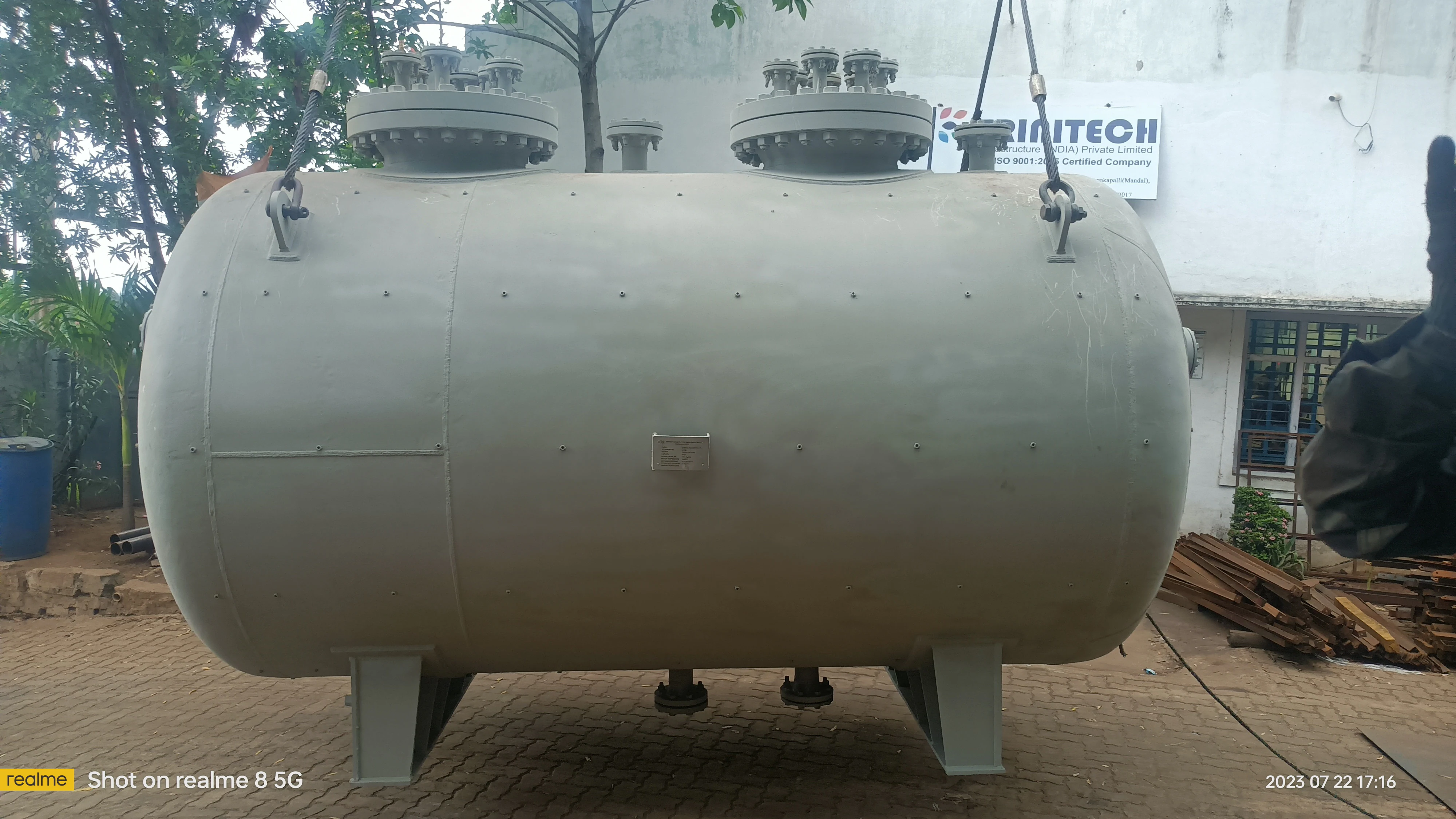 Fabricated pressure vessel
